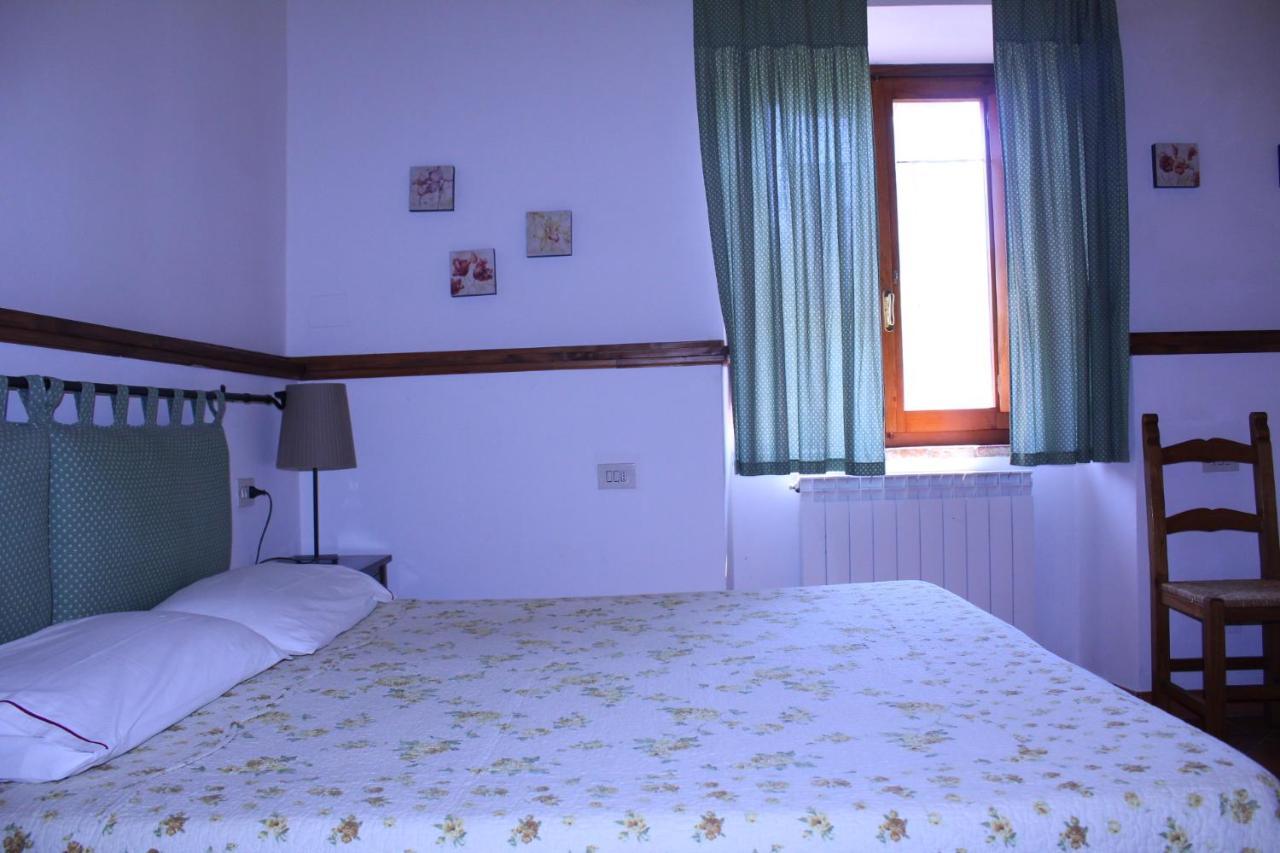 Il Casolare Bed & Breakfast Penna Exterior photo